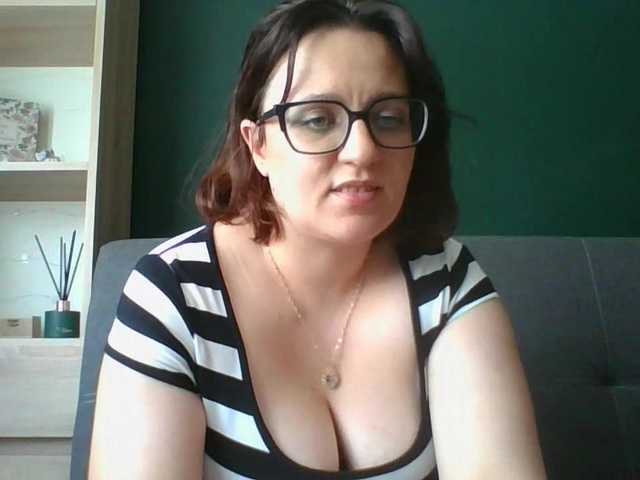 sensualParis live webcam show