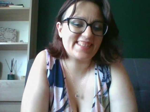 sensualParis live cam on BongaCams