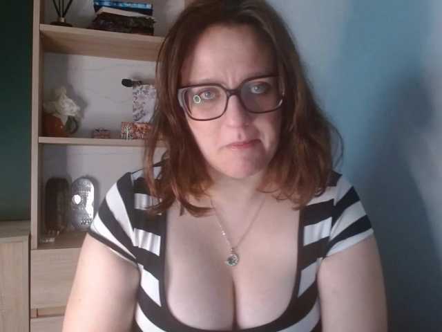 sensualParis live cam on BongaCams