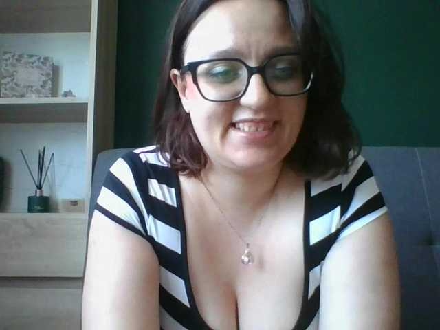 sensualParis live cam on BongaCams