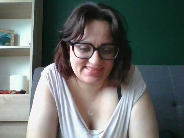 sensualParis live cam on BongaCams