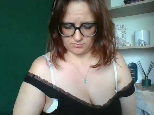 sensualParis live cam preview