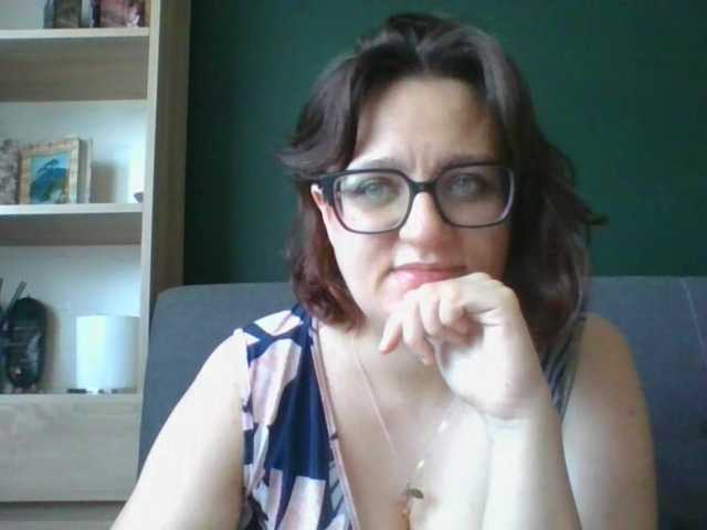 sensualParis live cam on BongaCams