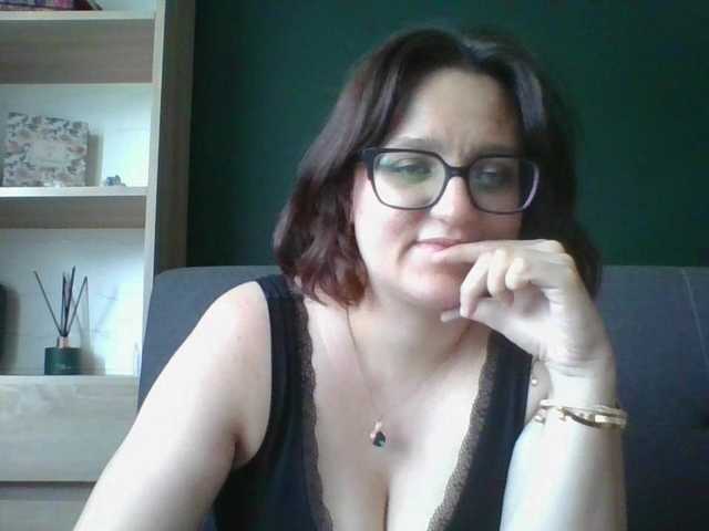 sensualParis live webcam show