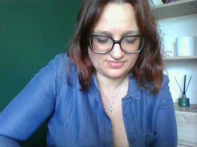 sensualParis live cam on BongaCams