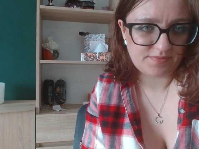 sensualParis live cam on BongaCams