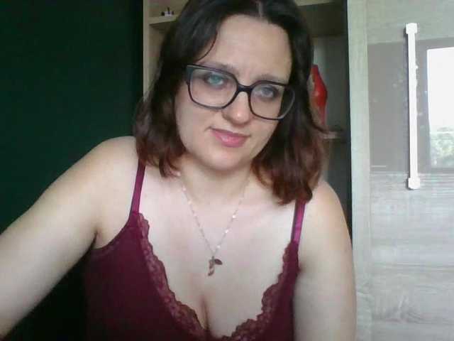 sensualParis webcam bongacams model stream image