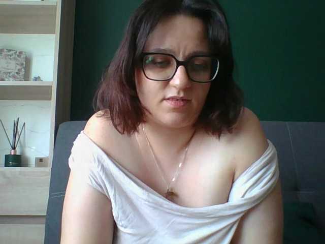 sensualParis live cam on BongaCams