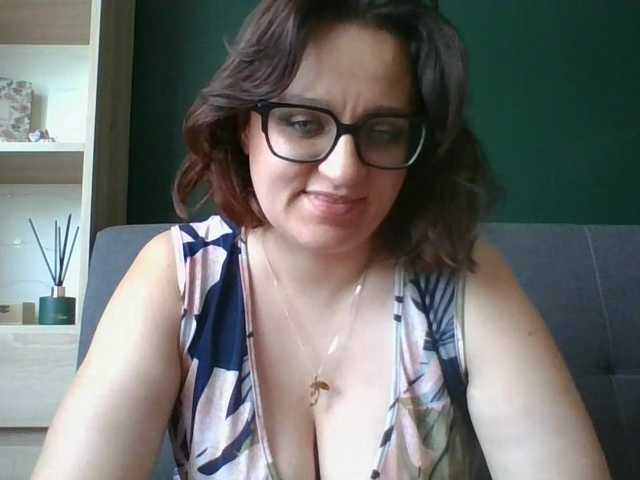 sensualParis live webcam show