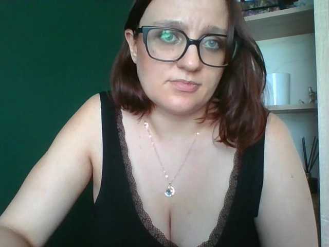 sensualParis live cam on BongaCams