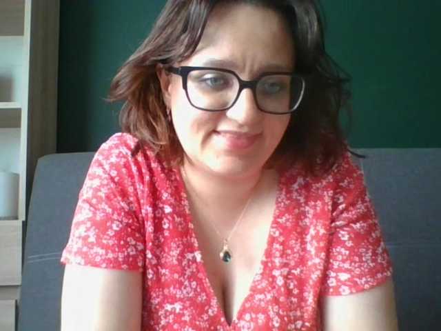 sensualParis live cam on BongaCams