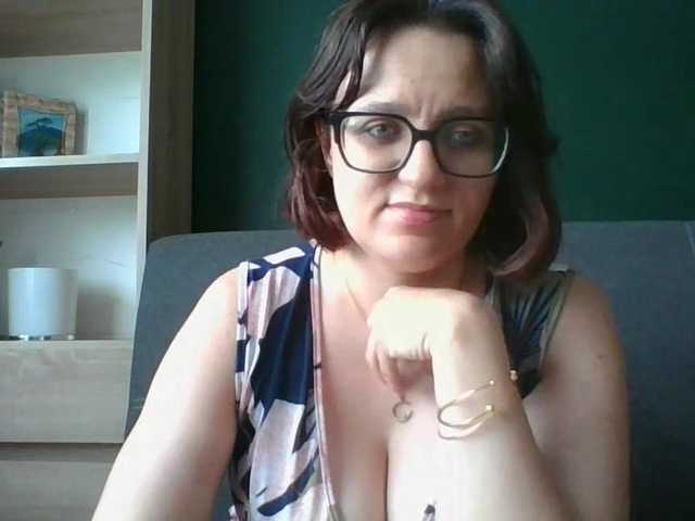 sensualParis live cam on BongaCams