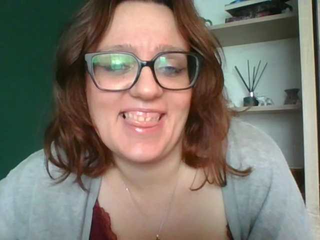 sensualParis live cam preview