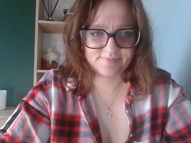 sensualParis live cam on BongaCams