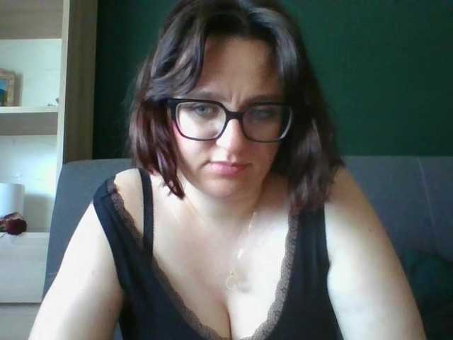 sensualParis live cam on BongaCams