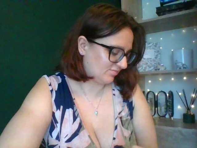 sensualParis live cam preview