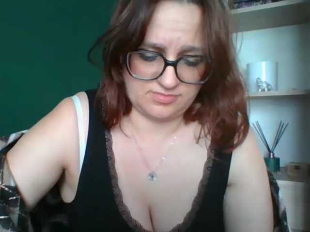 sensualParis live cam preview
