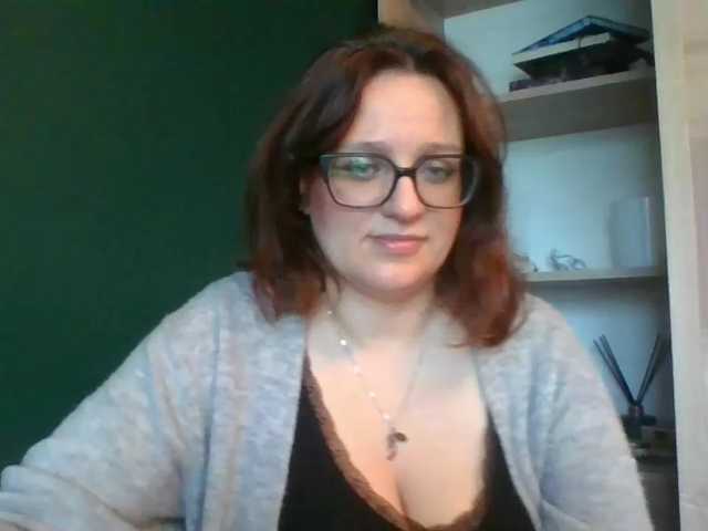 sensualParis live cam preview