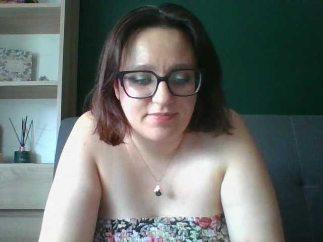 sensualParis live cam on BongaCams