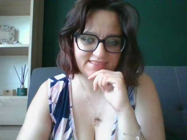 sensualParis live webcam show