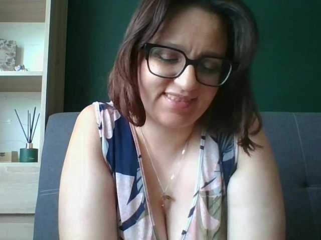 sensualParis live webcam show
