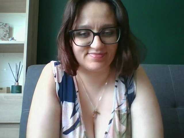 sensualParis live cam on BongaCams