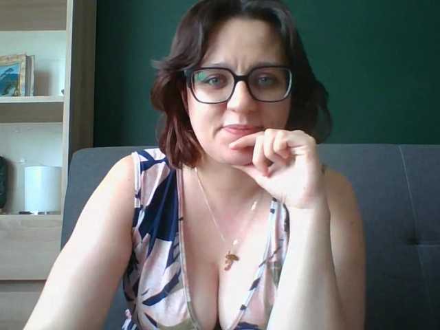 sensualParis live cam on BongaCams