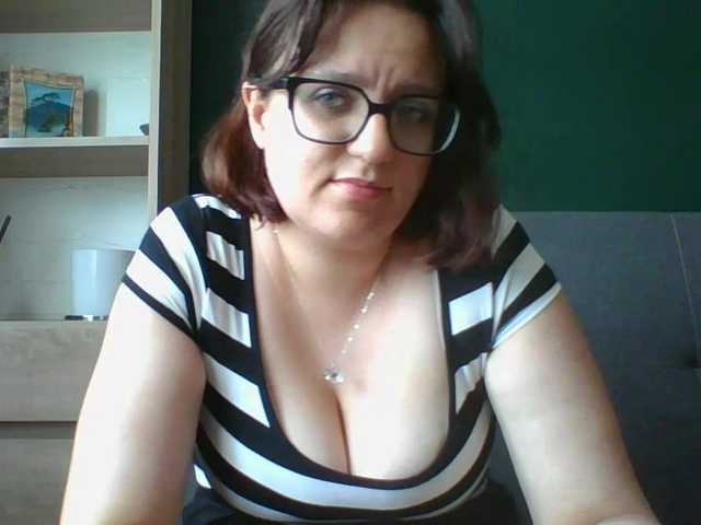 sensualParis live cam on BongaCams