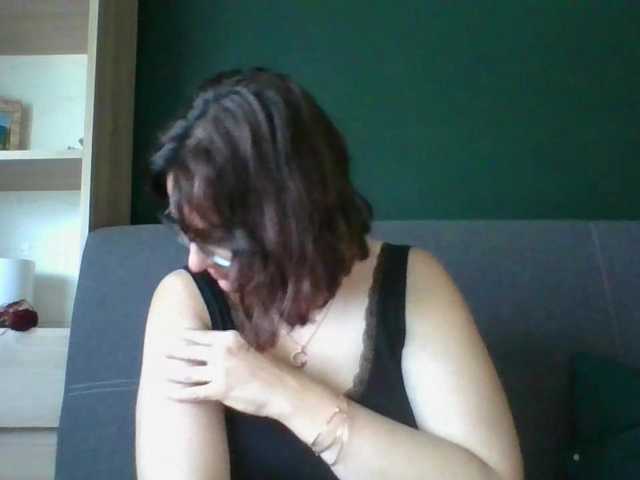 sensualParis live cam on BongaCams