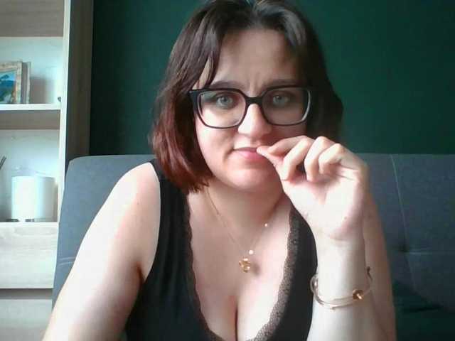 sensualParis live cam on BongaCams