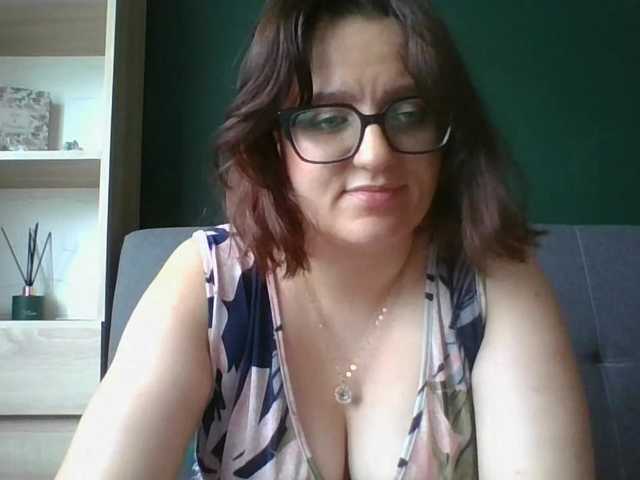 sensualParis live cam on BongaCams