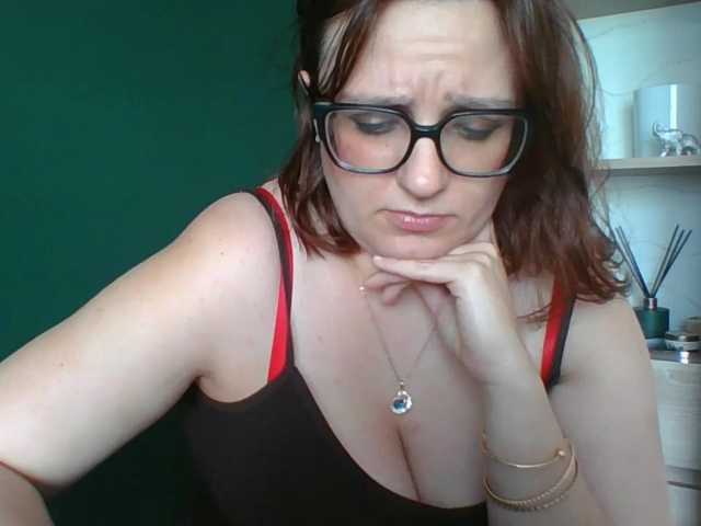 sensualParis live cam preview