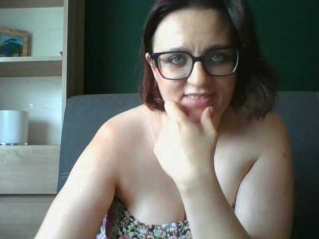 sensualParis live cam on BongaCams