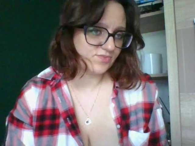 sensualParis live cam on BongaCams