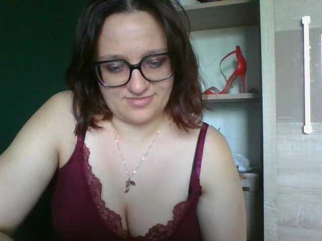 sensualParis live cam on BongaCams