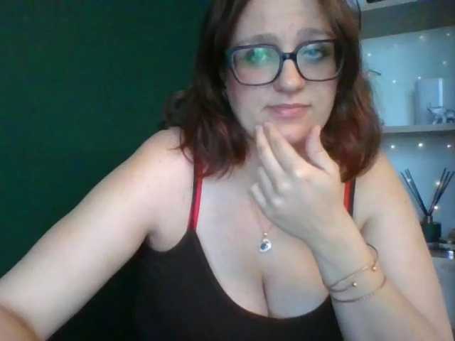 sensualParis live cam preview