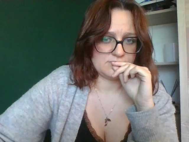 sensualParis live cam preview