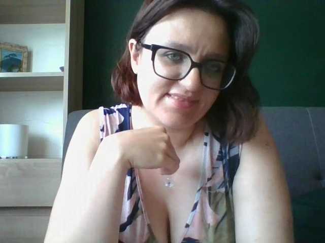 sensualParis live cam on BongaCams