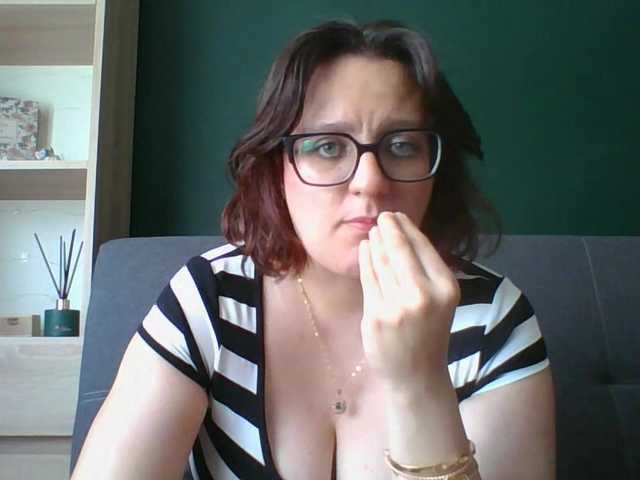 sensualParis live webcam show