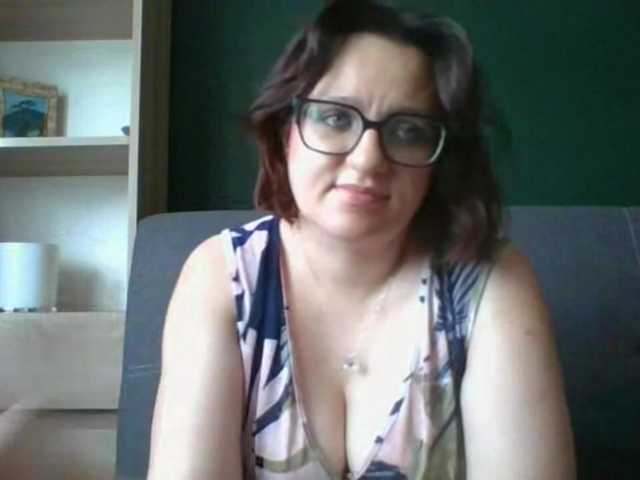 sensualParis live cam on BongaCams