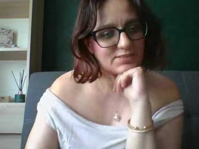 sensualParis live webcam show