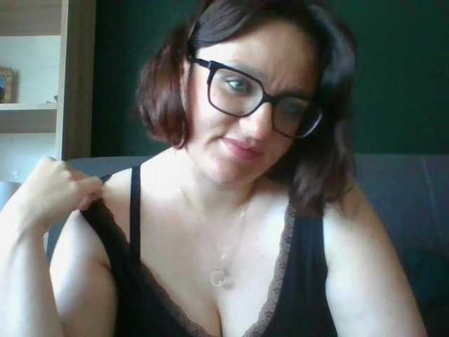 sensualParis live cam on BongaCams