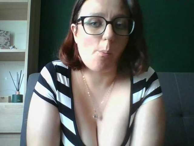 sensualParis live webcam show