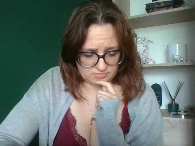 sensualParis live cam preview