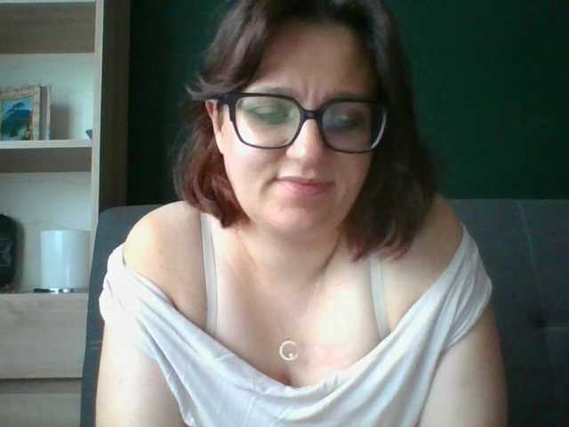 sensualParis live cam on BongaCams