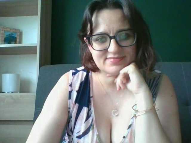 sensualParis live cam on BongaCams