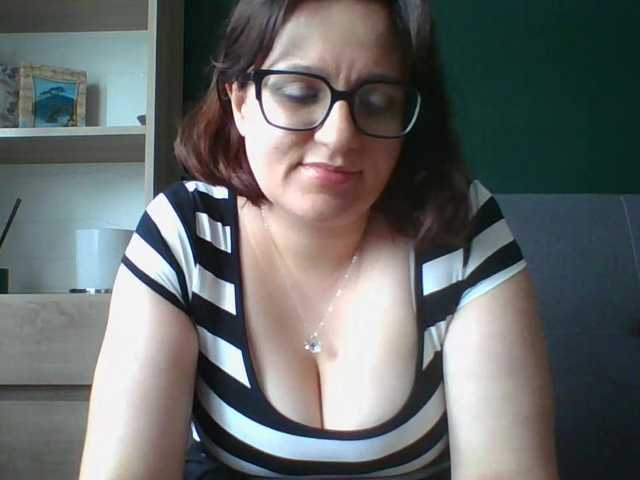 sensualParis live cam on BongaCams