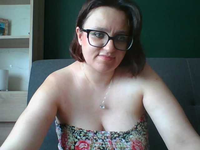 sensualParis live cam on BongaCams
