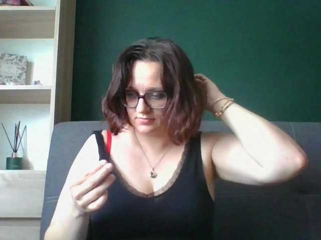 sensualParis live webcam show