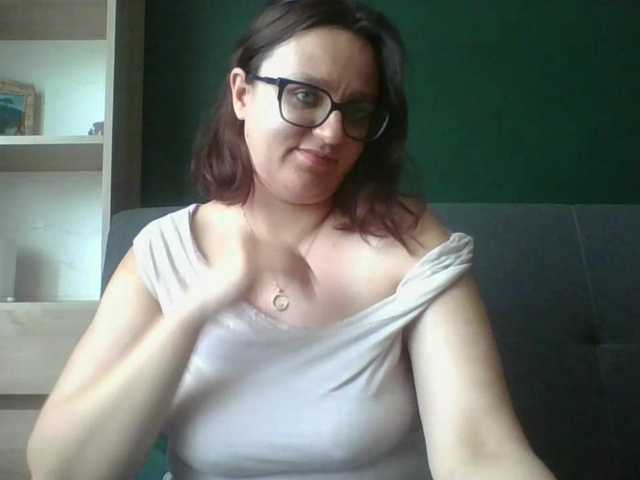 sensualParis live cam on BongaCams